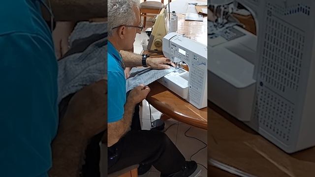 Make a Pleated Skirt Using a Brother FS101 sewing Machine! смотреть онлайн