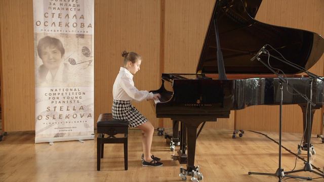 2023 - Кристина Димитрова - Й. С.  Бах - Двугласна инвенция № 1 смотреть онлайн