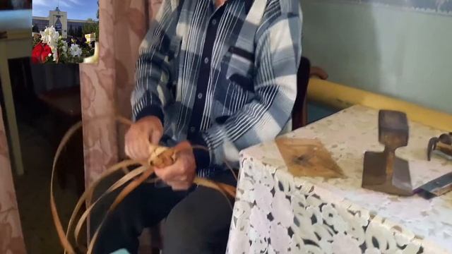 Русские лапти - важнейшая часть истории древних славян. Мастер класс по плетению лаптей. смотреть онлайн