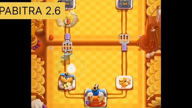 SUPER MINI PEKKA VS GOLDEN KNIGHT смотреть онлайн