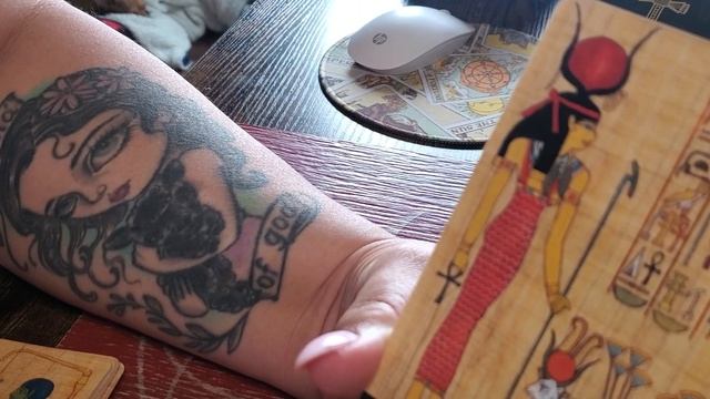 Egyptian God's Oracle Deck unboxing #Egyptiangods #unboxing #oraclecards смотреть онлайн