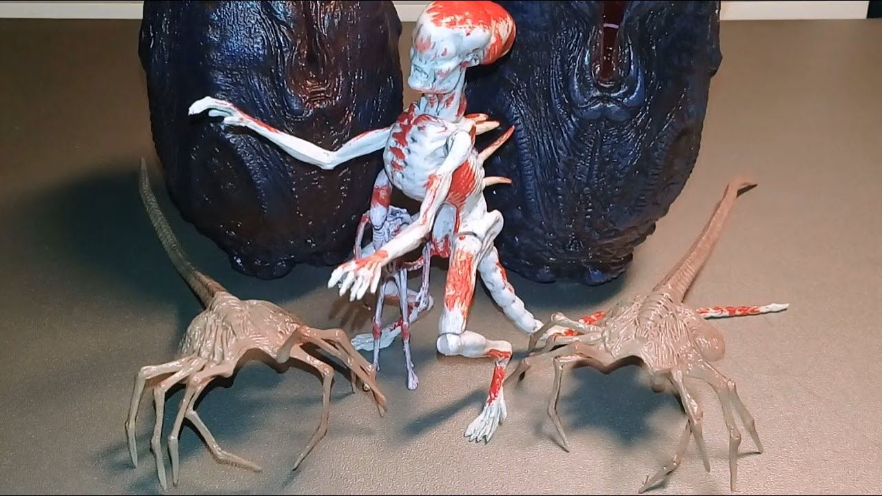 2017 Alien Covenant Creature Pack by Neca/Распаковка и обзор набора существ из фильма "Чужой: Завет" смотреть онлайн