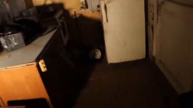 СТРАШНОЕ ВИДЕО ПРИЗРАК ЛЕТАЕТ ПО ДОМУ GHOST FLIES HOME SCARY VIDEO смотреть онлайн