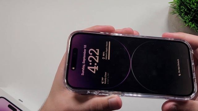 iPhone 14 Pro | Spigen Ultra Hybrid Case Review смотреть онлайн