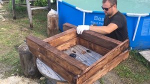 Как сделать стол из поддонов. Уличный стол из паллет.