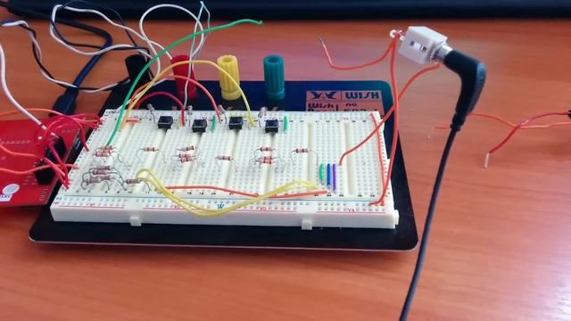 Простой ЦАП и электронное пианино на основе Tiva TM4С123 микроконтроллера смотреть онлайн
