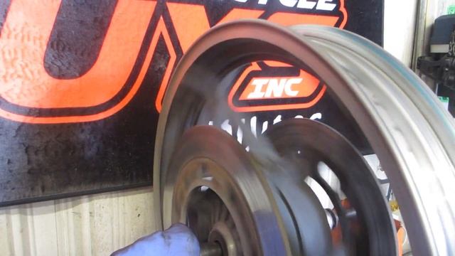 THE MOTORCYCLE GUYS SALVAGE 1982 HONDA VF750 20449 FRONT RIM SPIN TEST