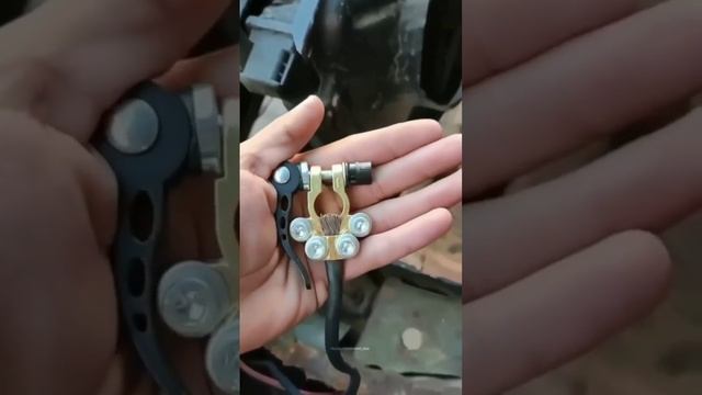 Быстросъемные клемы для автомобильного аккума. Поможет быстро снять клеммы с акб. Телега @cartfree смотреть онлайн