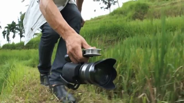 SONY Handycam® NEX-VG10E