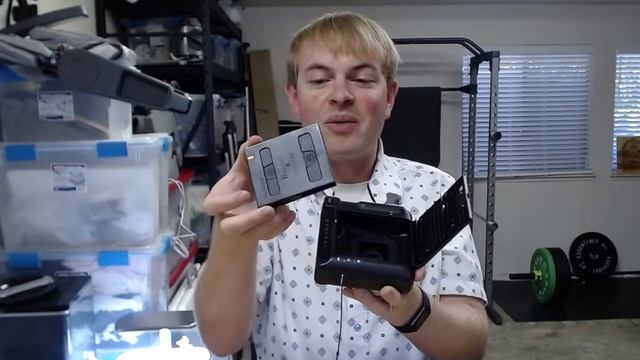 How to Load Film Into Instax SQ6 Camera смотреть онлайн