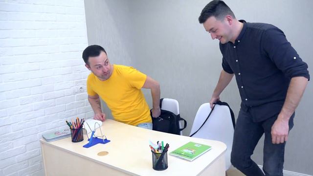 Как пронести ТЕЛЕФОН в школу! Лайфхаки от Лера Бу! смотреть онлайн