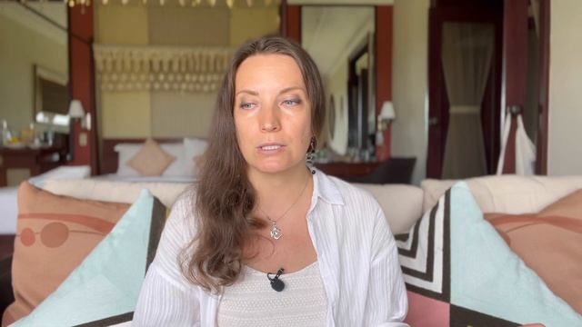 КАК ПОМОГАЮТ СВЕРХСПОСОБНОСТИ? смотреть онлайн