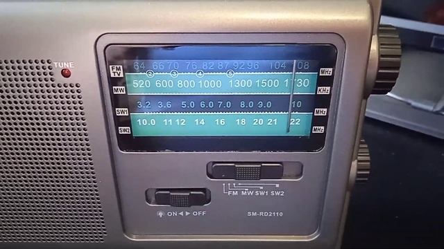 Радиоприёмник "SOUNDMAX" SM-RD2110 смотреть онлайн