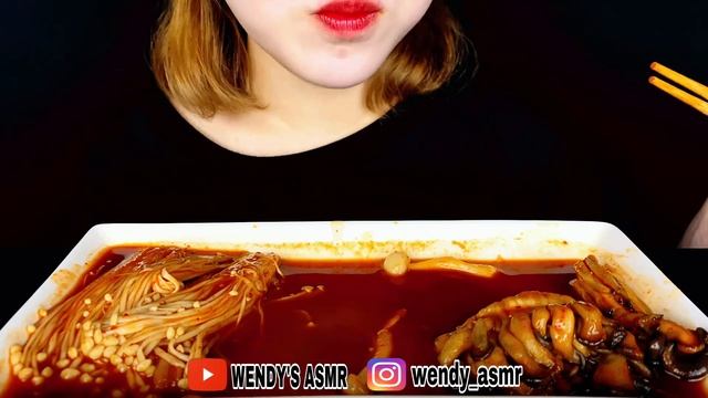 ASMR SPICY MUSHROOMS PLATTER MUKBANG ENOKI, GOLDEN ENOKI, SHIITAKE NO TALKING EATING SOUNDS l RUAH смотреть онлайн