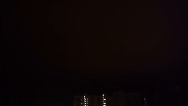 Ночные полеты вертолетов над городом. смотреть онлайн