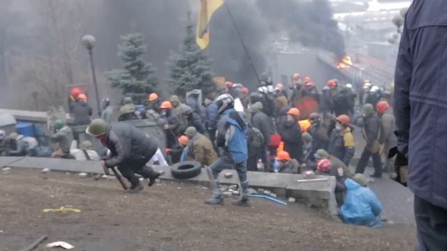 Майдан 20 лютого 2014. Унікальне відео з Інститутської. Автор: Mustang Wanted.