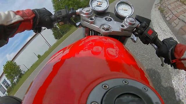 Suzuki GSF 250 Track day смотреть онлайн