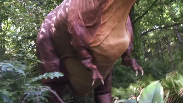 Hollywood Dinos TVC2 : T-Rex Sighting (English) смотреть онлайн