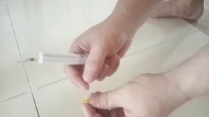 Лайфхак как залить клей под плитку