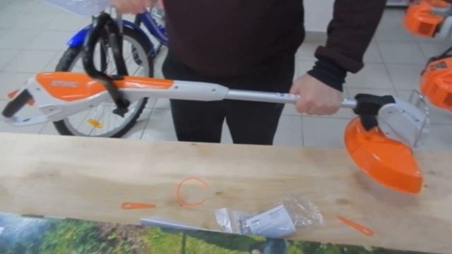 Обзор аккумуляторной косы FSA 45 Stihl смотреть онлайн