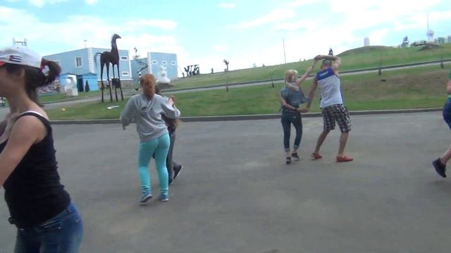 Сальса на Чистых прудах. Луна+КубА. Опен-эйр 03.05.2015 смотреть онлайн