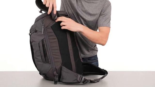 Обзор на дорожный рюкзак Thule Landmark 40L смотреть онлайн