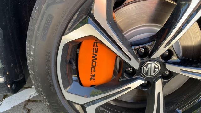 MG и Tesla - лидеры продаж в Великобритании. Самый успешный Китаец на сегодня в Европе - SAEC MG 4 смотреть онлайн