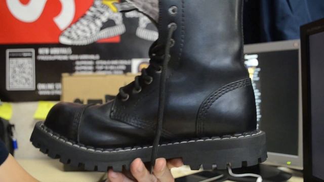 Крутые зимние ботинки STEEL смотреть онлайн
