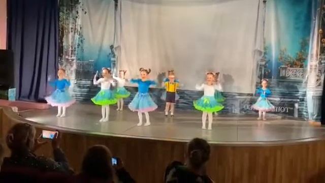 Слоники и гномики смотреть онлайн