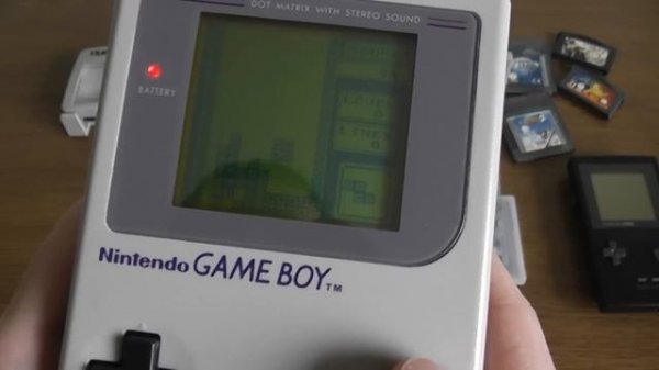 Ретро обзор консолей  Nintendo Game Boy . Часть 1 : Game Boy Classic DMG-01
