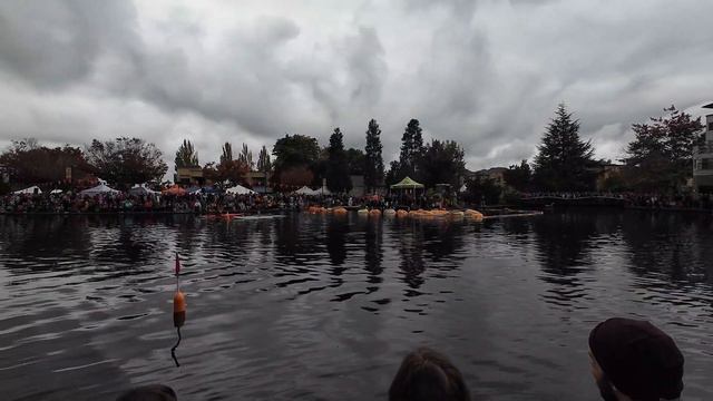 Как Американцы встречают осень / Гонки на Гигантских Тыквах/Гигантские Тыквы смотреть онлайн