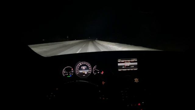 Mercedes-Benz W212 E-Class E350 POV Fast Driving
