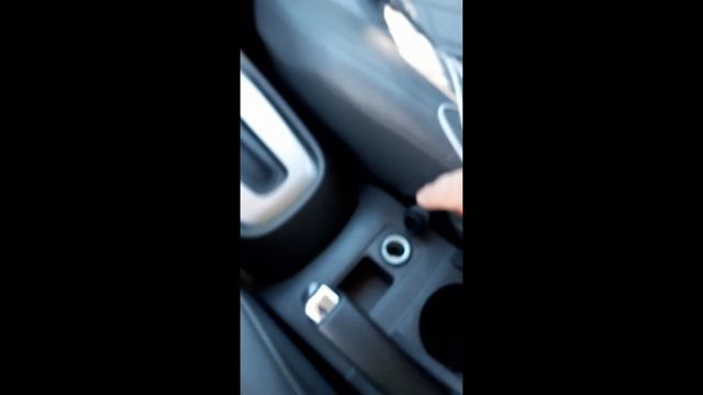 Установка зеркала-регистратора VVCAR-V17 с 12 дюймовым дисплеем смотреть онлайн