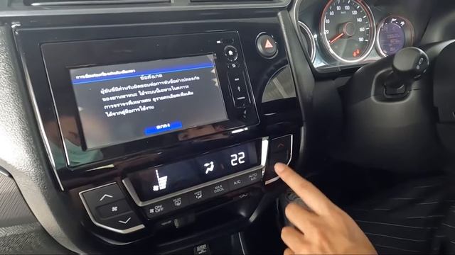 รีวิวรถยนต์มือสอง HONDA MOBILIO 1.5 RS ปี 2017 смотреть онлайн