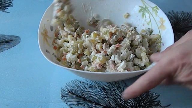 КАК ПРИГОТОВИТЬ САЛАТ ОЛИВЬЕ НОВЫЙ ГОД 2022-2023 смотреть онлайн