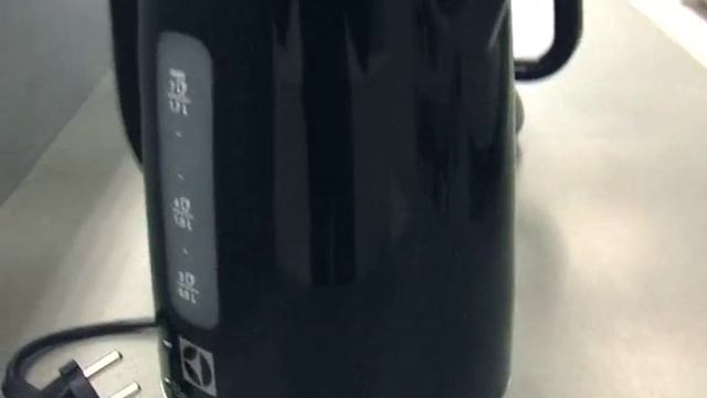 Electrolux EEWA3300 vízforraló Márkabolt смотреть онлайн