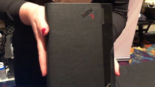 Lenovo Thinkpad X1 Fold: The World's First Foldable PC! смотреть онлайн