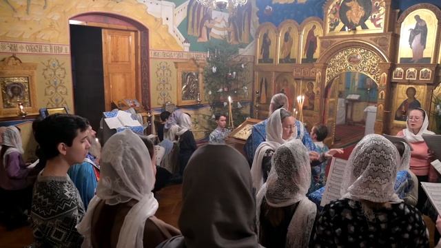 Акафист перед иконой Богородицы "Троеручица" смотреть онлайн