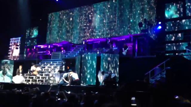 Justin Bieber Love Me Like You Do Moscow / Олимпийский / Джастин Бибер.москва 30апреля