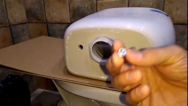 А ВЫ знаете как ПРАВИЛЬНО собрать бачок? Если нет тогда смотрите!!! смотреть онлайн