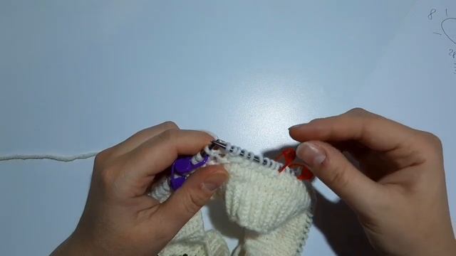 РЕГЛАН СВЕРХУ С РОСТКОМ. СВИТЕР С КОСАМИ СПИЦАМИ. МАСТЕР КЛАСС. РЫНАШКО. ВЯЗАНИЕ смотреть онлайн