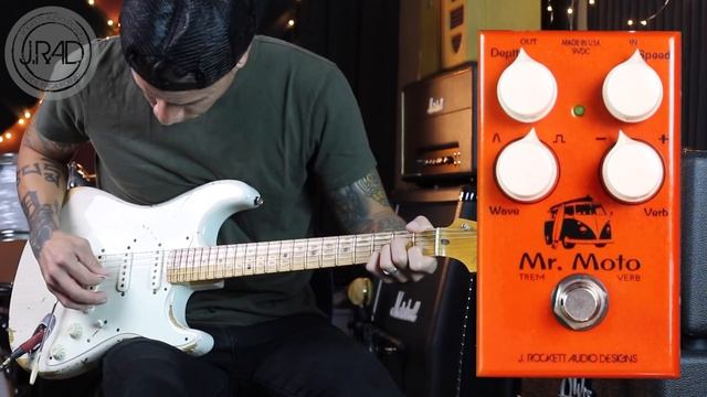 J. Rockett MR. MOTO Tremolo + Reverb pedal - demo by RJ Ronquillo смотреть онлайн