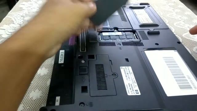 HP Compaq nc6400 or any compaq laptop Ram and Hard disk replace смотреть онлайн