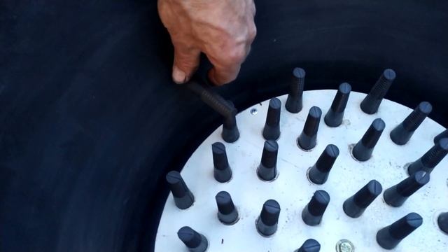 Перосъемная машина из строительного бака своими руками смотреть онлайн