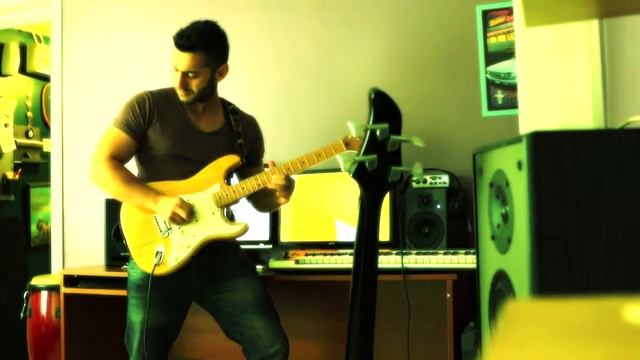 Fender Stratocaster смотреть онлайн