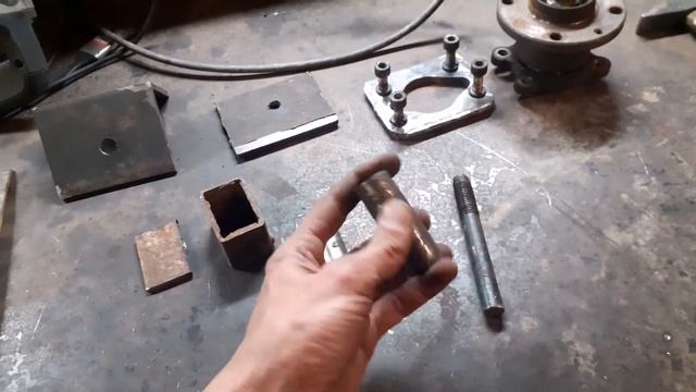 Самодельный поворотный кулак, без токарных работ смотреть онлайн