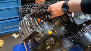 Диагностика поршневого компрессора Garage PK 100MBV400/2.2 в сервисном центре Энтузиаст-сервис