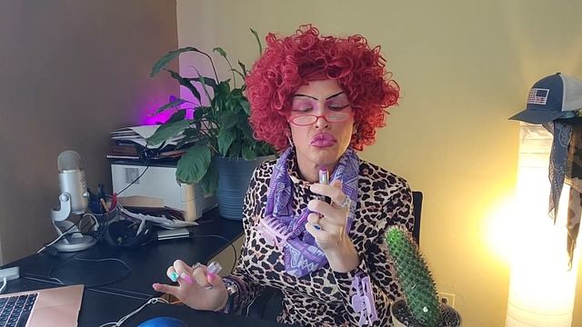 Майами бич глазами философки Эльвиры Петровны. Рум тур квартиры за $1 000 в неделю / Часть 1 смотреть онлайн