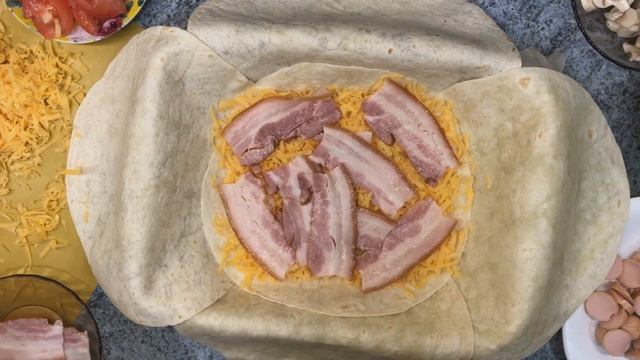 ЗАКУСОЧНАЯ #1 - СУПЕР СЫРНАЯ ЗАКУСКА ИЗ ТОРТИЛЬИ смотреть онлайн