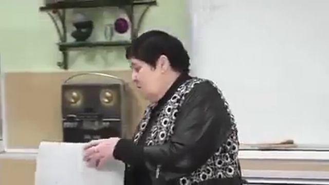Учительница говорит о Коране смотреть онлайн